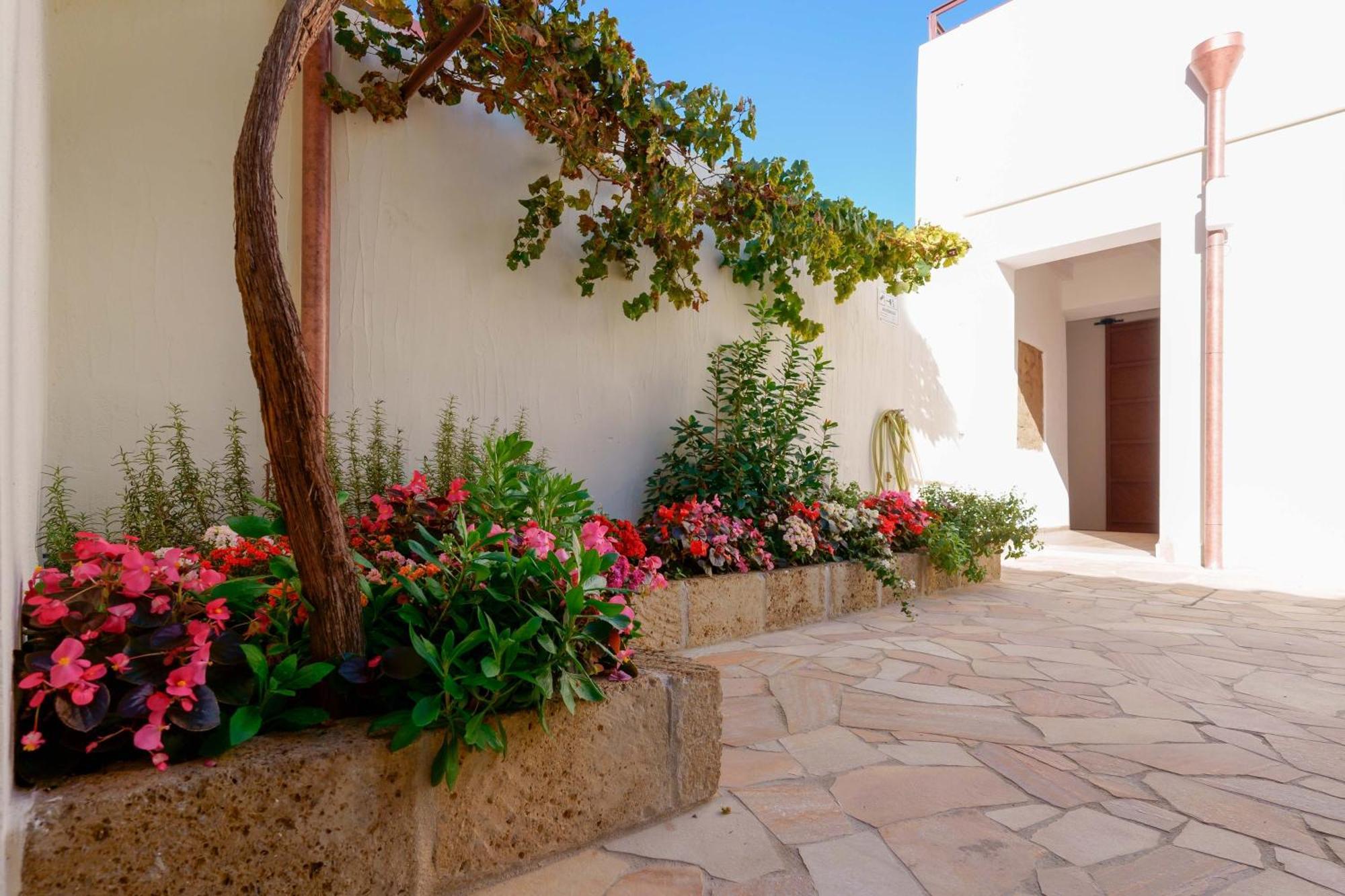 Guest House Deidda - Ts Rooms B&B San Sperate Екстериор снимка